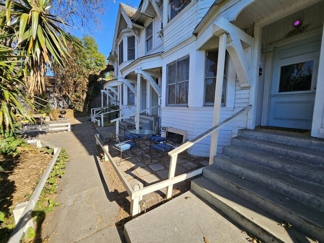 Photo - 1430 Glendale Blvd Unit ADORING HOME