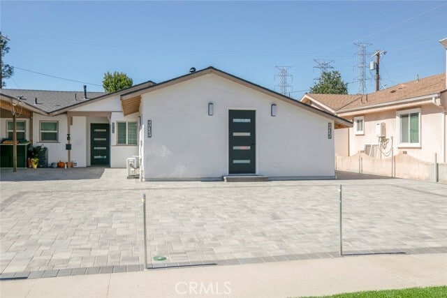 Photo - 11321 Collett Ave