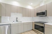 Photo - 11112 Emelita St