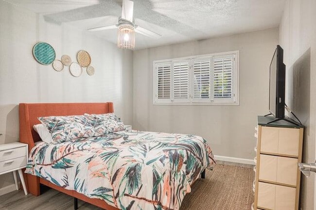 Photo - 420 N Villa Ct Unit 420 N Villa Ct 100