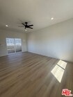 Photo - 16128 Devonshire St House