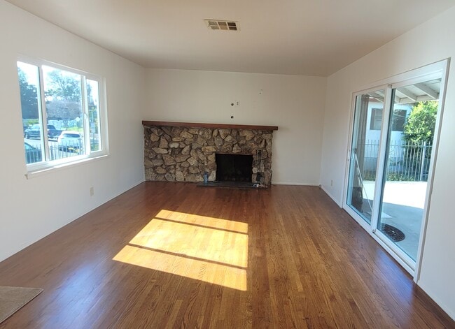 Photo - 12829 Willard St