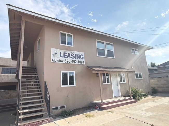Building Photo - 2400 Del Mar Ave Unit 2404