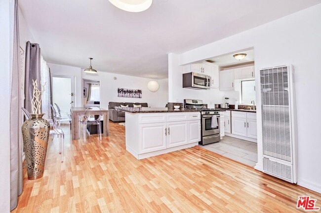 Photo - 35-35 Dudley Ave Unit 1/2