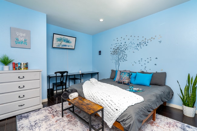 Photo - 13166 Monrovia St