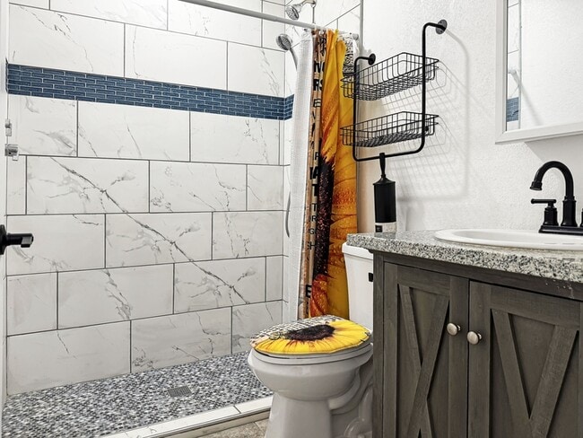 Photo - 47510 Buckskin Cir