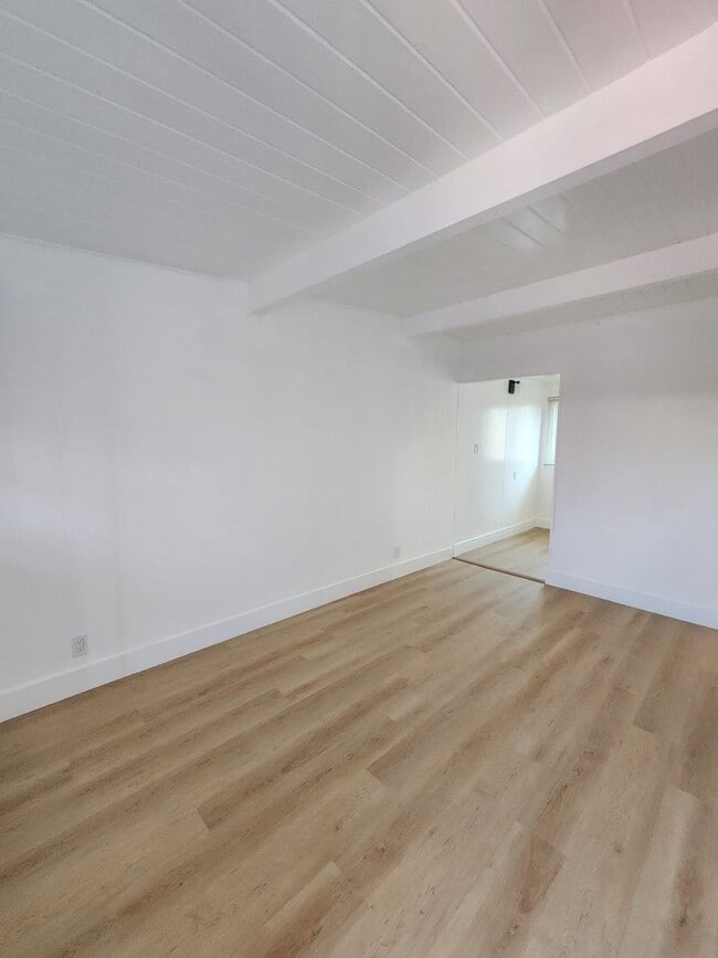 Photo - 10508 S Inglewood Ave Unit 6