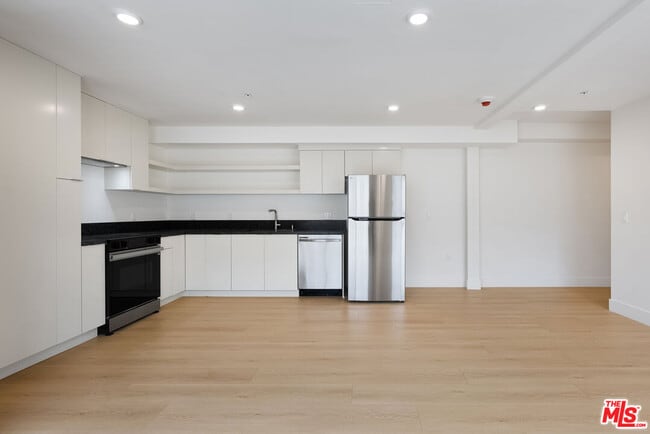 Photo - 8561 Belmont St Unit 1