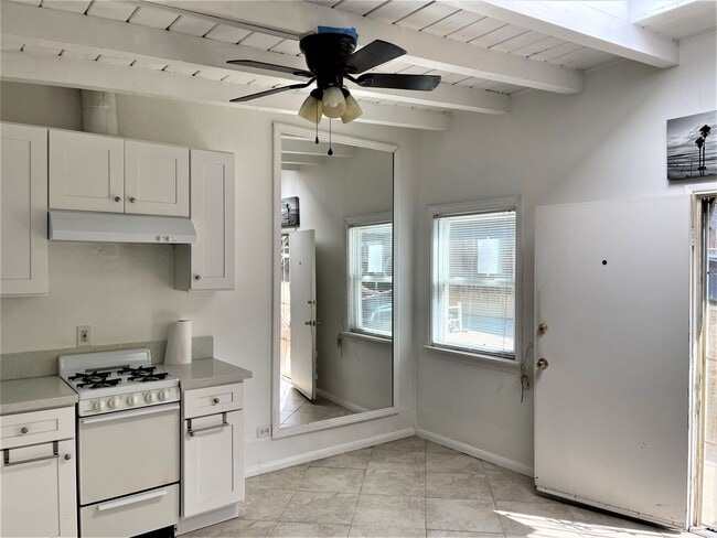 Photo - Adorable Studio Minutes away from the San Clemente Beaches! Unit C