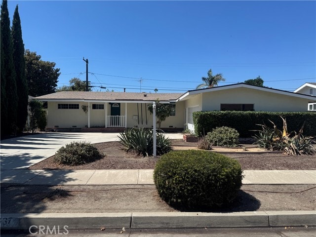 Photo - 2437 Fordham Dr House