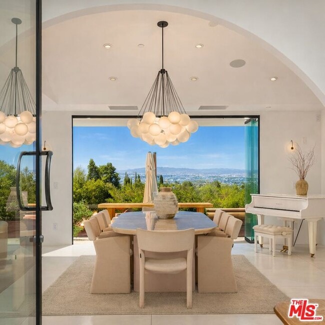 Photo - 3382 Scadlock Ln