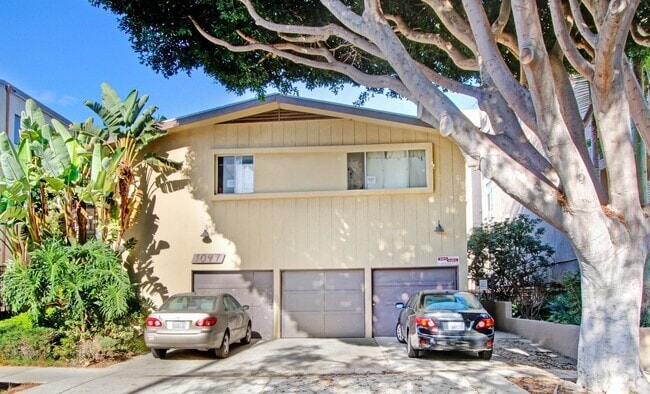 Building Photo - 1047 2nd St Rental