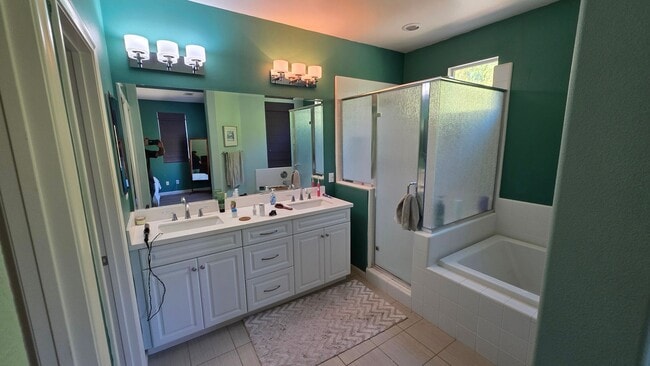 Photo - GORGEOUS TOWNHOME IN THE HEART OF SOUTH TEMECULA!