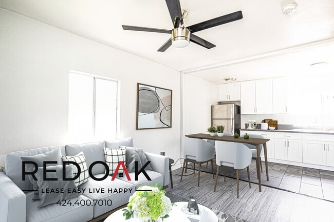 Photo - 1182 E 52nd St Unit 1182.5