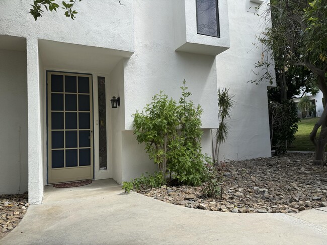 Photo - 48728 Desert Flower Dr