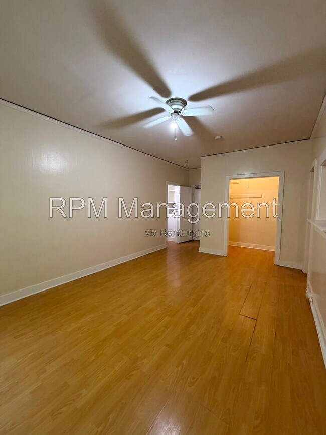 Photo - 1825 Ivar Ave Unit 102