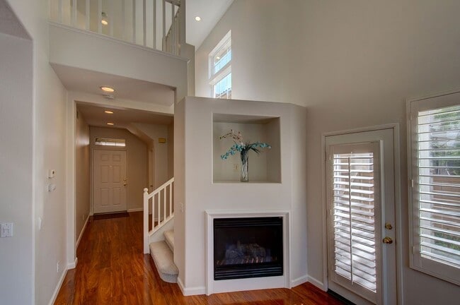 Photo - 196 Cherrybrook Ln