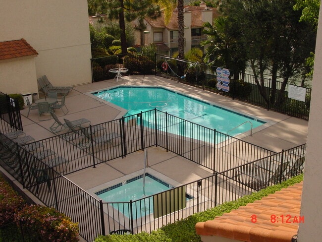 Photo - Cute 2bdrm/2bath Condo in San Diego Unit 35 - 211903K