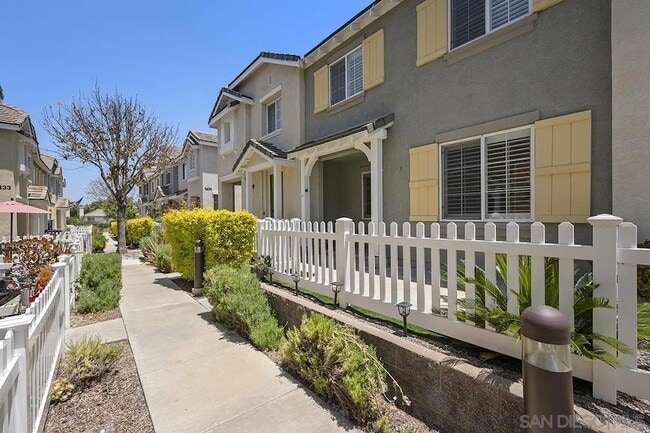 Photo - 1444 Canvas Dr