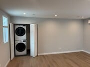 Photo - Sampson 4822 1/2 Unit 4822 1/2