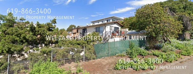 Building Photo - 821 20th St Unit B