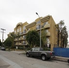Primary Photo - Carlyle Court Apartments