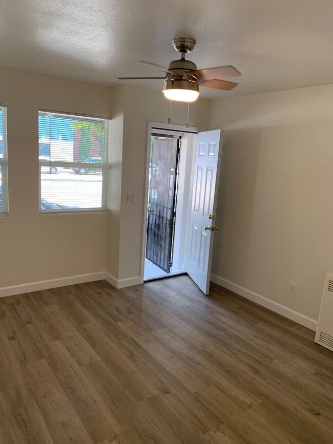 Building Photo - 8765 S San Pedro St Unit Half Rental
