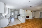 Photo - 15744 Hart St