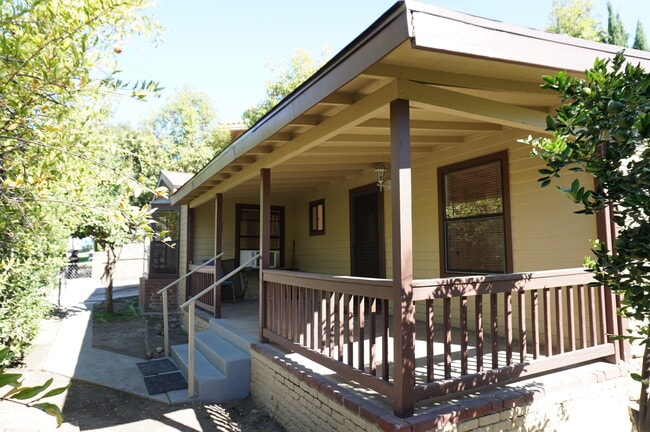 Photo - 3948 Pennsylvania Ave