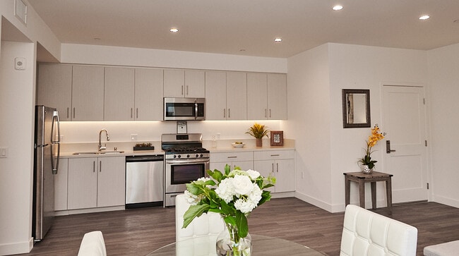 Photo - 8836 Reading Ave