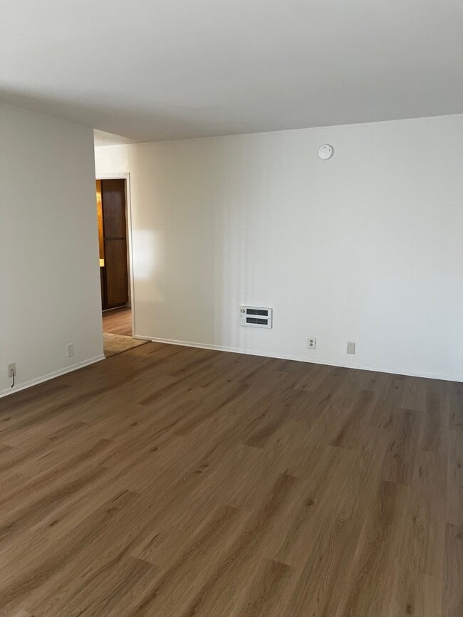 Photo - 1132 Meta St