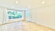 Photo - Light, Bright, and Recently Updated, Darli... House