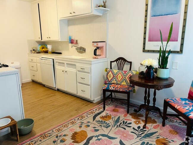 Building Photo - 236 La Verne Ave Unit A Rental