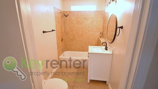 Photo - 8073 Palm St