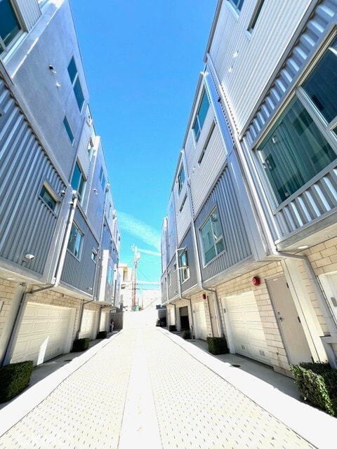 Photo - 6016 W Beachwood Ln