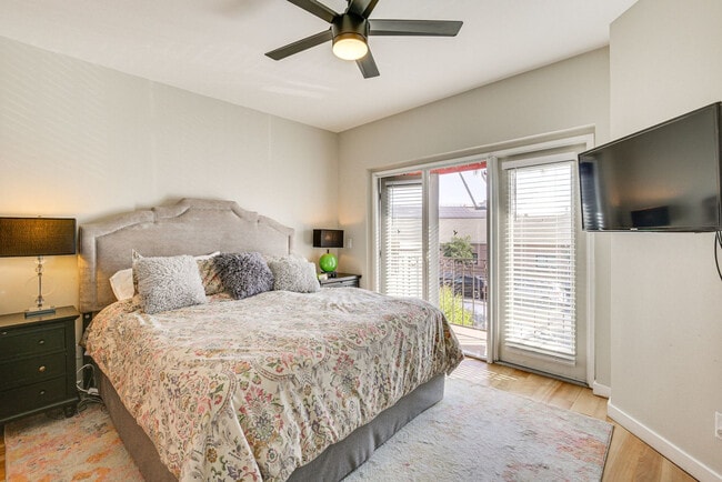 Photo - 1284 University Ave Unit SI FL1-ID1546265P
