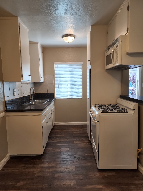 Photo - 9320 Elm Vista Dr