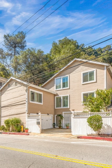 Building Photo - 1647 N Beverly Glen Blvd