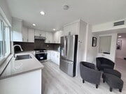 Photo - 270 W Blaine St