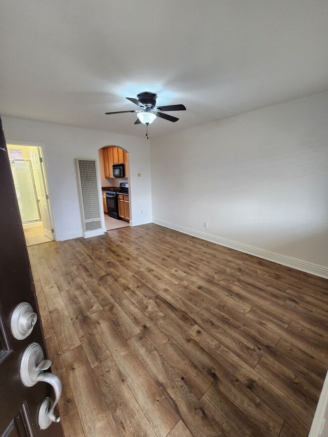 Photo - COMING SOON!  Clean Upstairs Unit In Convenient Location- Close to SDSU!