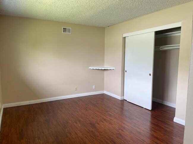 Photo - 2240 Electra Ave