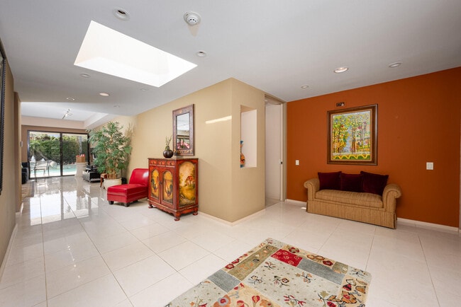 Photo - 52 Princeton Dr