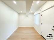 Photo - 15634 Leadwell St Unit 14
