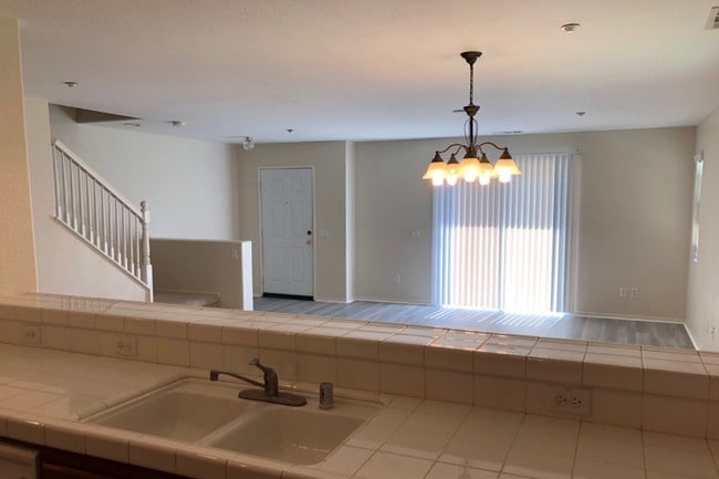 Photo - 25794 Iris Ave