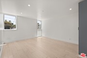 Photo - 734 Indiana Ave