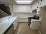 Photo - Large 3 Bedroom 2 Bath Townhouse