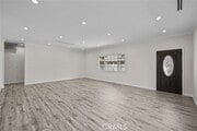 Photo - 11250 Saticoy St House