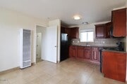 Photo - 1263 S Oxnard Blvd Apartment Unit 4