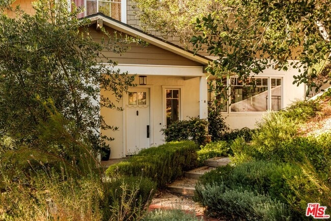 Photo - 21717 Encina Rd
