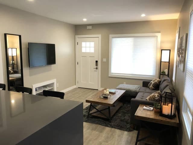 Photo - 221 E Maple St Unit 221